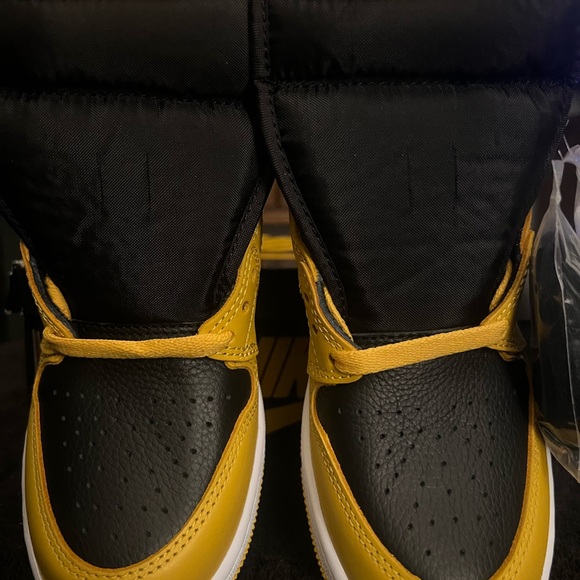 Air Jordan 1 Retro High OG GS - Picture 5 of 12